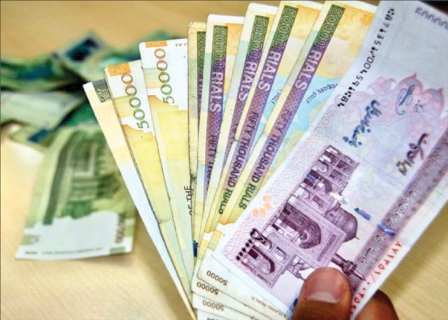 افزایش حقوق پایین ترین طبقه کارمندان؛ ۲۰ درصد