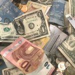 واردات ارز به ایران قاچاق نیست / شدت گرفتن ورود دلار از افغانستان