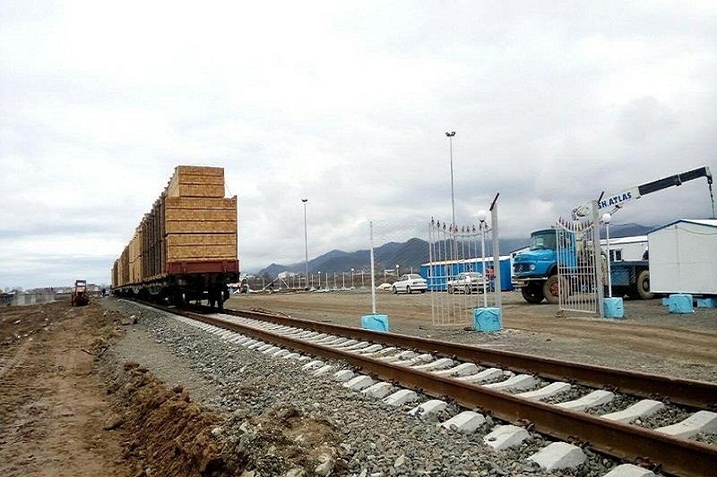 بیش از ۶۹ هزار تن کالا از راه آهن آستارا صادر شد