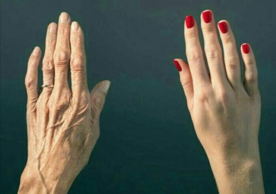 دلایل پیر شدن دست‌ها