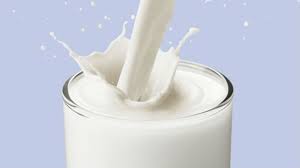 تولید ۱۰ هزار تن شیر خام در تنکابن