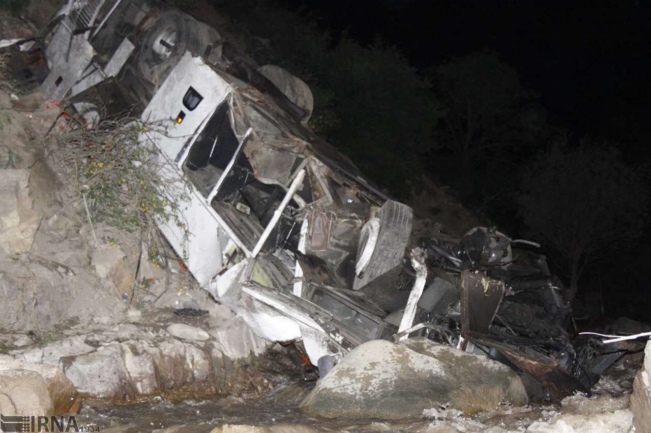 بیشتر جان‌باختگان حادثه واژگونی اتوبوس در سوادکوه گلستانی هستند