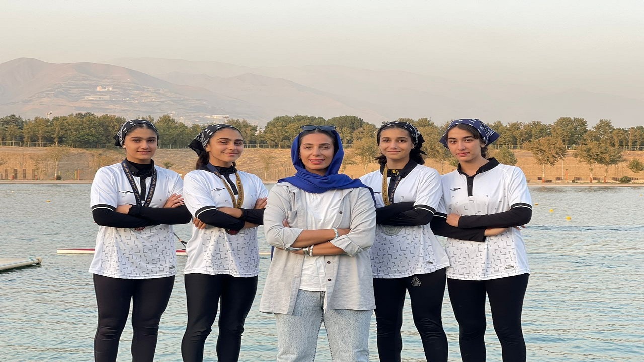 ۵ بابلسری در اردوی تیم ملی قایقرانی روئینگ دختران