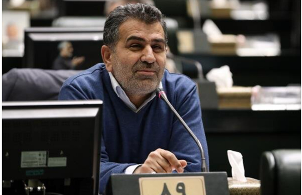 قالیباف و پزشکیان، جلوی حقوقهای نجومی را بگیرند